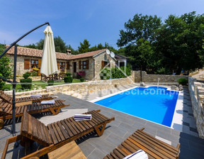 Dom na sprzedaż, Chorwacja Zadarska Żupanija Posedarje, 1 200 000 euro (5 160 000 zł), 555,03 m2, 4099/CHN/DS-218