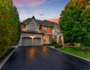 Dom na sprzedaż, Kanada Vaughan 6 Weller Crescent, Vaughan, ON L6A 1E4, Canada, 2 430 617 dolar (9 722 468 zł), 362 m2, 92829459