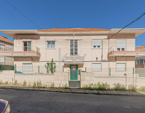Mieszkanie na sprzedaż, Portugalia Almada, 246 666 dolar (994 065 zł), 66 m2, 98502869