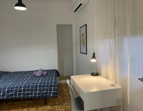 Kawalerka do wynajęcia, Hiszpania Barcelona Carrer de l'Arc de Sant Ramon del Call, 781 dolar (3024 zł), 100 m2, 100737334