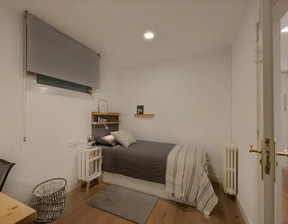 Kawalerka do wynajęcia, Hiszpania Barcelona Carrer de Balmes, 942 dolar (3938 zł), 134 m2, 96694760