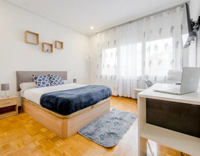 Kawalerka do wynajęcia, Hiszpania Madrid Paseo de la Castellana, 781 dolar (3266 zł), 240 m2, 97805837