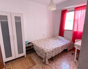 Kawalerka do wynajęcia, Hiszpania Valencia Calle Esteban Ballester, 385 dolar (1577 zł), 146 m2, 97862124