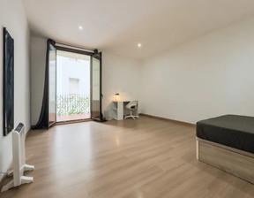 Kawalerka do wynajęcia, Hiszpania Barcelona Carrer Nou de la Rambla, 706 dolar (2928 zł), 70 m2, 93308237