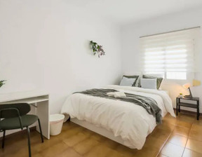 Kawalerka do wynajęcia, Hiszpania Barcelona Carrer de les Acàcies, 654 dolar (2736 zł), 140 m2, 95836966