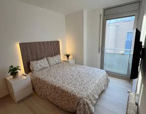 Kawalerka do wynajęcia, Hiszpania Barcelona Carrer de Fluvià, 983 dolar (4081 zł), 110 m2, 96897444