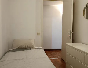 Kawalerka do wynajęcia, Hiszpania Barcelona Carrer d'Aragó, 551 dolar (2132 zł), 90 m2, 96989835