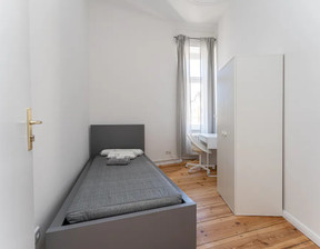 Kawalerka do wynajęcia, Niemcy Berlin Hermannstraße, 697 dolar (2724 zł), 144 m2, 90210522