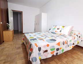 Kawalerka do wynajęcia, Hiszpania Madrid Calle de Francisco Silvela, 692 dolar (2678 zł), 200 m2, 90226129