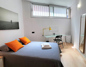 Kawalerka do wynajęcia, Hiszpania Barcelona Rambla de la Muntanya, 855 dolar (3574 zł), 60 m2, 90221070