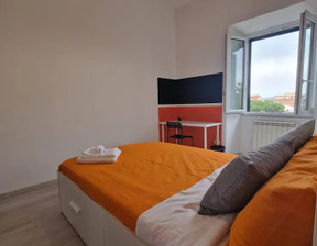 Kawalerka do wynajęcia, Włochy Rome Via Ostiense, 868 dolar (3332 zł), 120 m2, 90222693