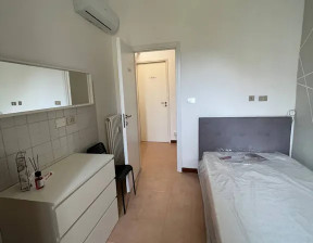 Kawalerka do wynajęcia, Włochy Turin Via Carlo Capelli, 599 dolar (2404 zł), 50 m2, 90986608