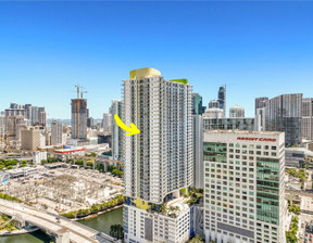 Mieszkanie na sprzedaż, Usa Miami 185 SW 7th St , 365 000 dolar (1 463 650 zł), 53,88 m2, 98114343