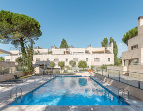 Dom na sprzedaż, Hiszpania Madrid, 855 843 dolar (3 372 020 zł), 302 m2, 95956497