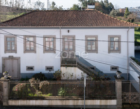 Dom na sprzedaż, Portugalia Santa Maria Da Feira, 417 184 dolar (1 681 252 zł), 230 m2, 85704267