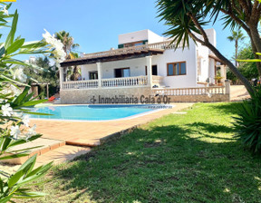 Dom na sprzedaż, Hiszpania Santanyi Cala d´Or, 974 469 dolar (3 839 407 zł), 300 m2, 86209882