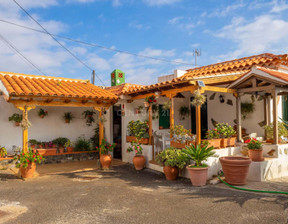 Dom na sprzedaż, Hiszpania Santa Cruz De Tenerife, 280 586 dolar (1 105 510 zł), 184 m2, 96052124