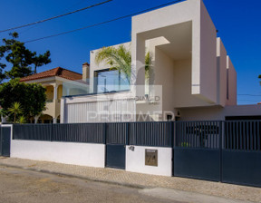 Dom na sprzedaż, Portugalia Almada Charneca da Caparica e Sobreda, 1 083 344 dolar (4 365 876 zł), 200 m2, 72772648