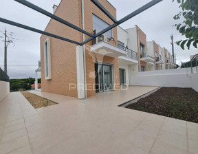 Dom na sprzedaż, Portugalia Sesimbra Sesimbra (Castelo), 415 883 dolar (1 676 007 zł), 147 m2, 83542005