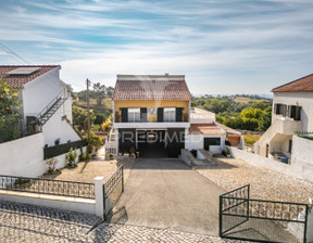 Dom na sprzedaż, Portugalia Sesimbra Sesimbra (Castelo), 529 280 dolar (2 032 434 zł), 166 m2, 99015259