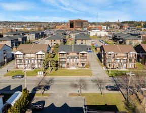 Mieszkanie na sprzedaż, Kanada Gatineau 913 Boul. St-René O., Gatineau, QC J8T8E2, CA, 196 590 dolar (821 744 zł), 98 m2, 102386561