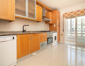 Mieszkanie na sprzedaż, Portugalia Almada, 274 437 dolar (1 086 772 zł), 107,7 m2, 98843333