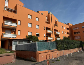 Mieszkanie na sprzedaż, Włochy Roma Via Vincenzo Petra, 122 399 dolar (490 821 zł), 137 m2, 96032083