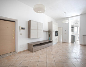 Mieszkanie na sprzedaż, Włochy Viterbo Via Giuseppe Mazzini, 94 822 dolar (379 286 zł), 65 m2, 95948057