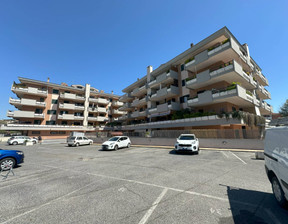 Mieszkanie na sprzedaż, Włochy Bracciano Via dei Tigli,, 143 933 dolar (574 292 zł), 50 m2, 97131344