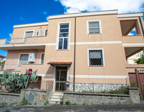 Mieszkanie na sprzedaż, Włochy Tarquinia Via Contenebra, 161 549 dolar (644 581 zł), 60 m2, 97340587