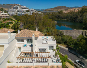 Mieszkanie na sprzedaż, Hiszpania Marbella, 2 107 127 dolar (8 533 865 zł), 252 m2, 91714962