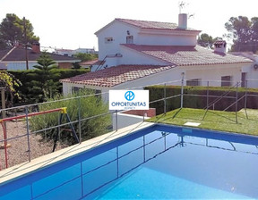 Dom na sprzedaż, Hiszpania Tarragona, 399 754 dolar (1 575 032 zł), 205 m2, 92983513