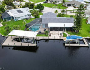 Dom na sprzedaż, Usa North Fort Myers 465 Blue Lagoon Lane, 715 000 dolar (2 924 350 zł), 184,51 m2, 100239803