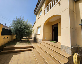 Dom na sprzedaż, Hiszpania La Pobla De Montornes, 278 109 dolar (1 095 750 zł), 148 m2, 92908112
