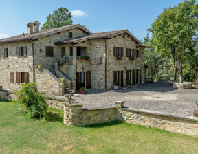 Dom na sprzedaż, Włochy Gubbio Via Serra Brunamonti,, 950 604 dolar (3 821 429 zł), 450 m2, 101020353