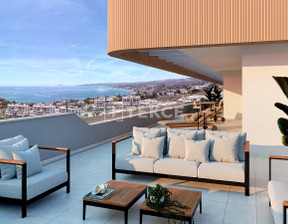 Mieszkanie na sprzedaż, Hiszpania Málaga Estepona, Estepona Centro, 663 824 dolar (2 615 468 zł), 81 m2, 94743734