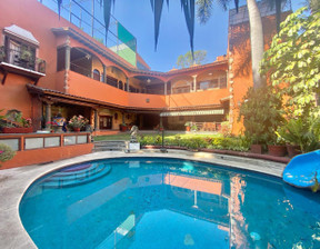 Dom na sprzedaż, Meksyk Cuernavaca 107 Boulevard G. Díaz Ordaz, 1 537 973 dolar (6 136 513 zł), 1182 m2, 96726953