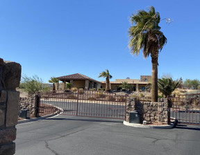 Komercyjne na sprzedaż, Usa Needles 12600 Havasu Lake Road, 8 300 000 dolar (33 947 000 zł), 245 264,03 m2, 102247343