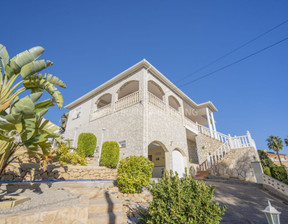 Dom na sprzedaż, Hiszpania La Nucia, 616 423 dolar (2 484 186 zł), 300 m2, 93368247