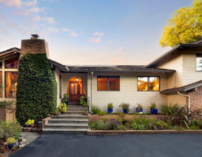 Dom na sprzedaż, Usa Los Altos 1266 Montclaire WAY, 4 798 000 dolar (19 431 900 zł), 318,19 m2, 97205988