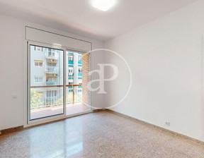 Mieszkanie na sprzedaż, Hiszpania Barcelona, 496 273 dolar (1 920 576 zł), 116 m2, 99493046