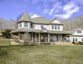 Dom na sprzedaż, Usa Pleasant Valley 261 Skidmore Road, 895 000 dolar (3 571 050 zł), 239,41 m2, 95760204