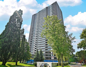 Mieszkanie na sprzedaż, Kanada Mississauga 2001 - 3100 Kirwin Ave, 460 873 dolar (1 926 449 zł), 111,48 m2, 102109049